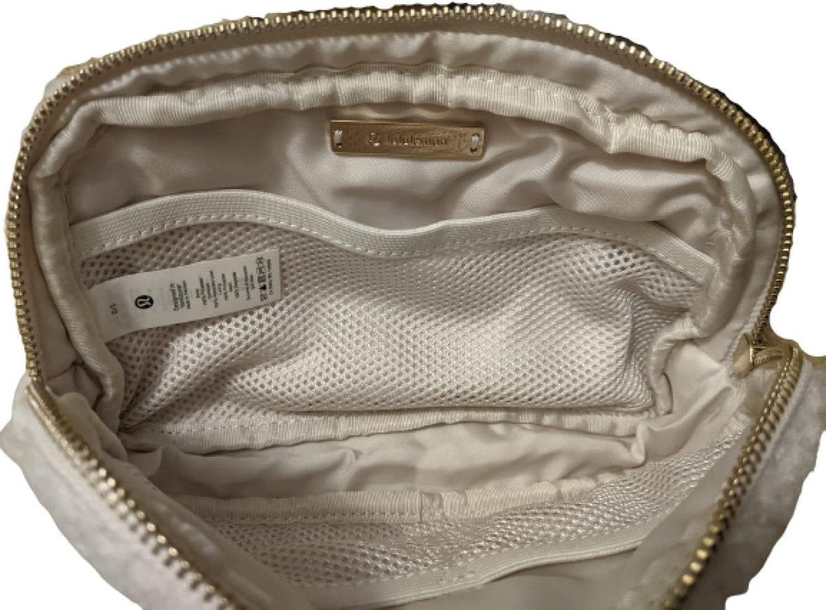 Lululemon Athletica Everywhere Fleece Belt Bag (Light Ivory)